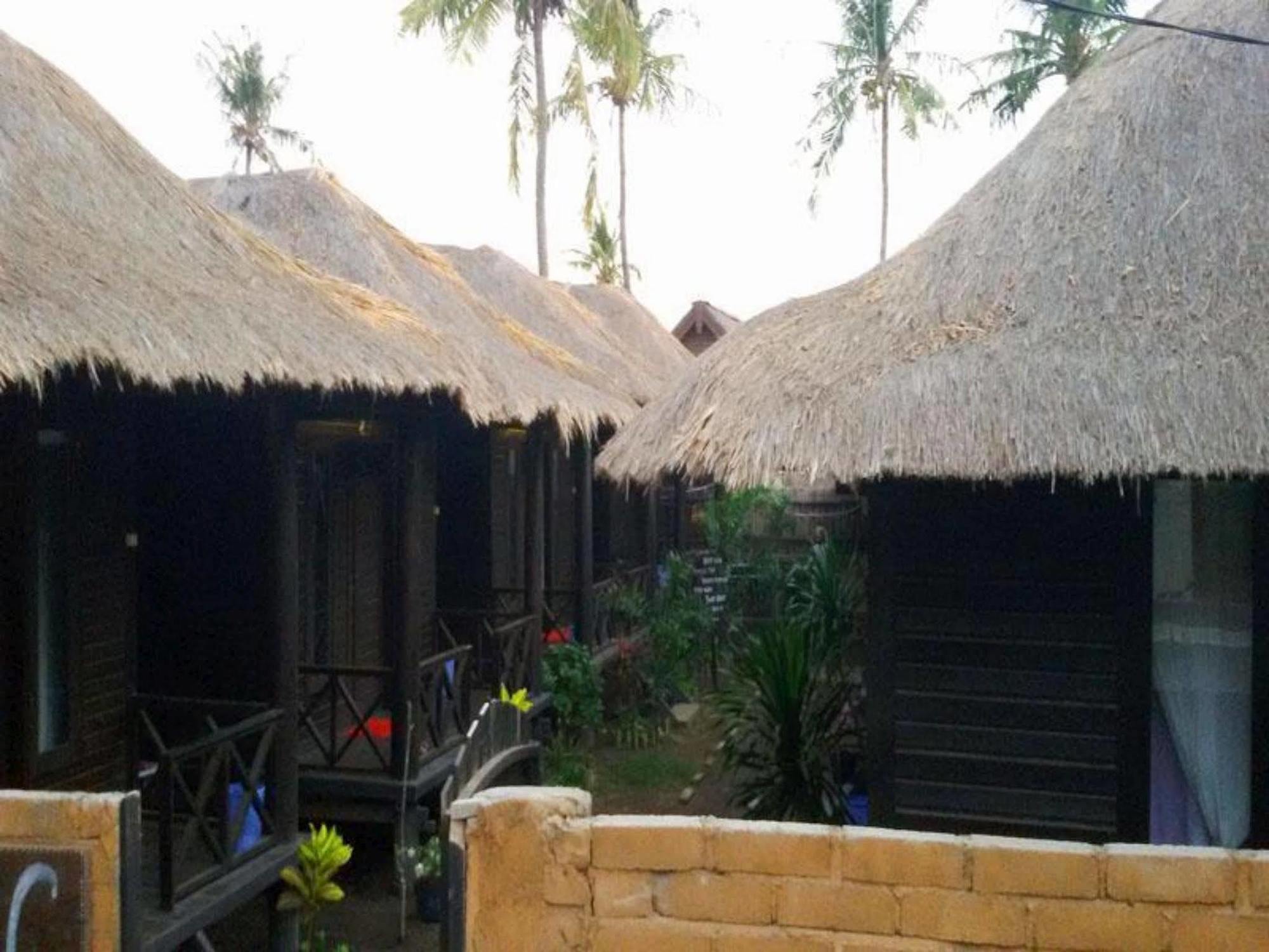 Mosaix Gili Bungalows Gili Trawangan Exterior foto